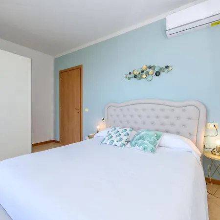Casa Dei Pescatori Будинок відпочинку Сірміоне